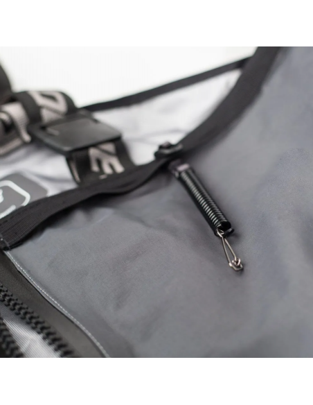 Experience Sonic Tizip Wader