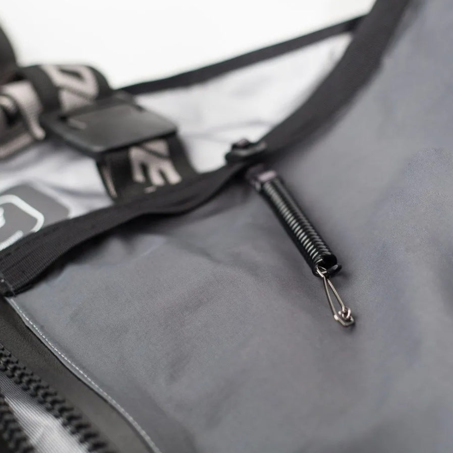 Experience Sonic Tizip Wader